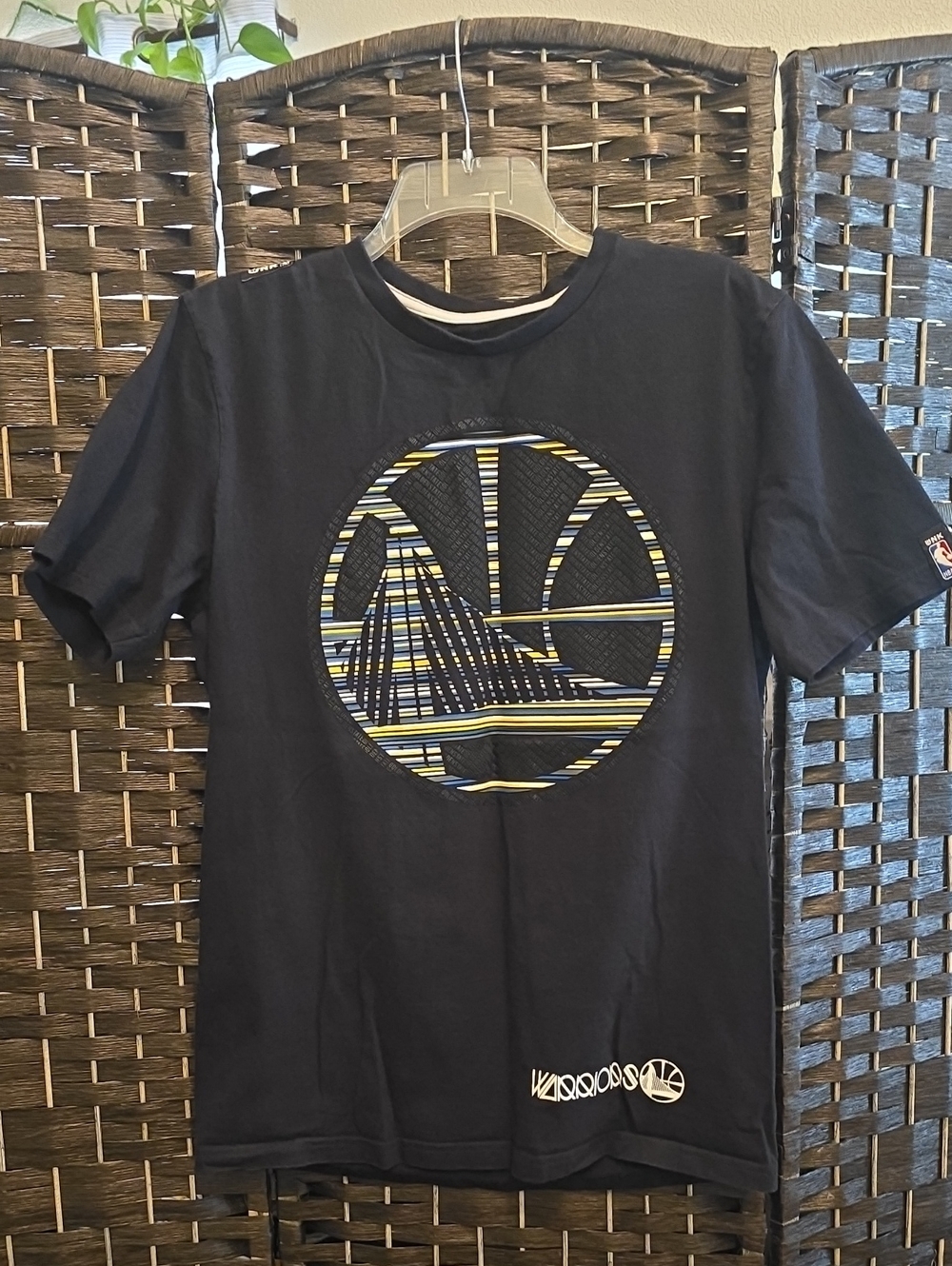 Unk Black NBA Golden State Warriors Logo Short Sleeve Tee, Medium, EUC